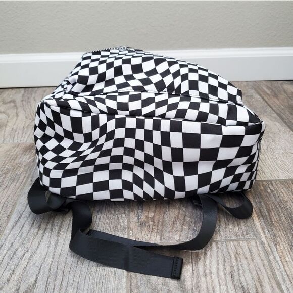 NWOT Black and white checkered backpack - Picture 5 of 12